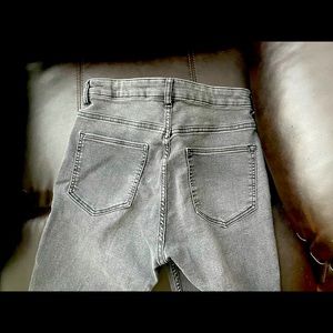 H&M 6 skinny jeans